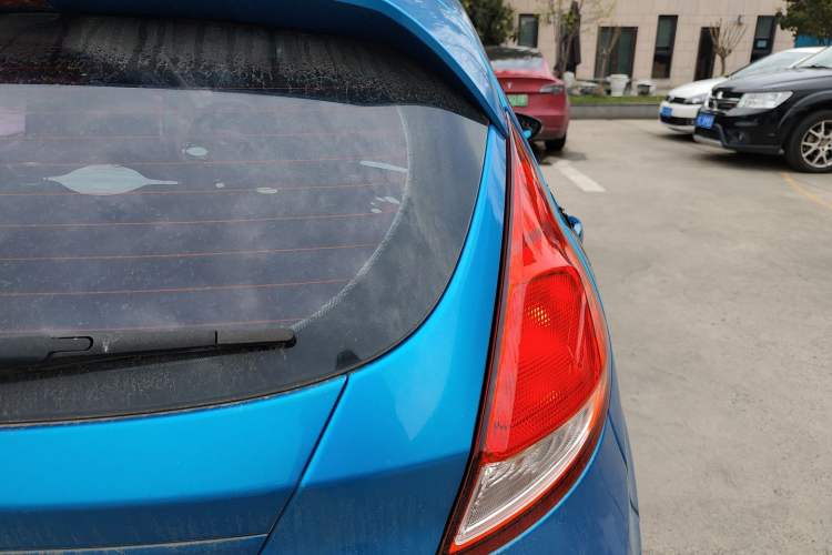 Used Ford Fiesta 2013 Hatchback 1.5L Manual Fashion Edition Exterior 3