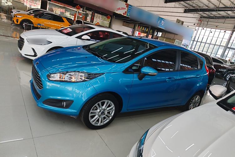 Used Ford Fiesta 2013 Hatchback 1.5L Automatic Fashion Edition Exterior 3