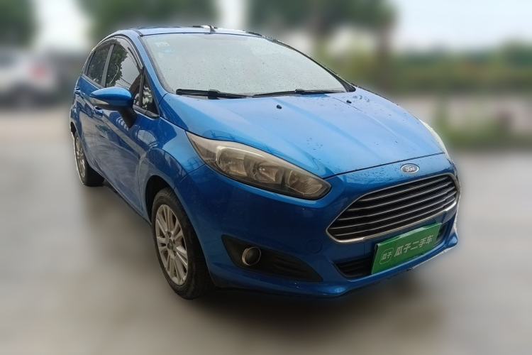 Used Ford Fiesta 2013 Hatchback 1.5L Automatic Fashion Edition Front Right 45 Deg