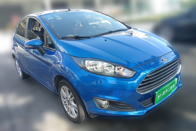 Used Ford Fiesta 2013 Hatchback 1.5L Automatic Fashion Edition Front Right 45 Deg