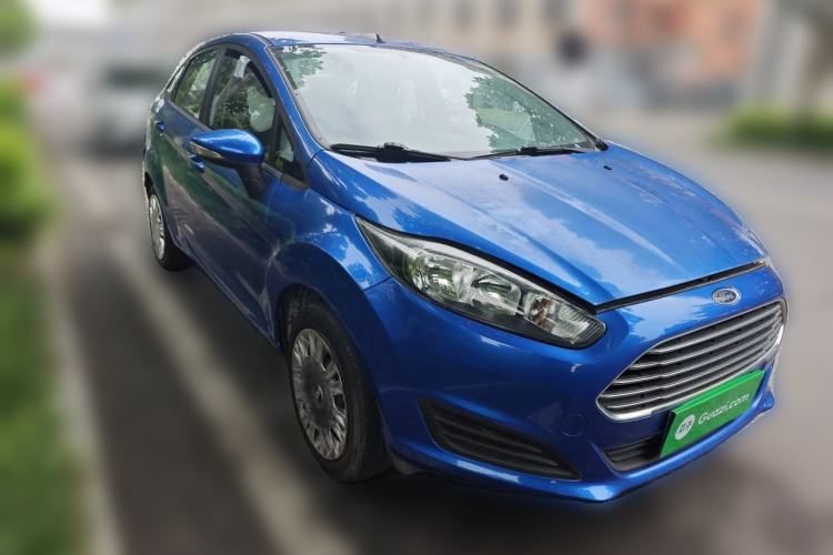Used Ford Fiesta 2013 Sedan 1.5L Manual Fashion Edition Front Right 45 Deg