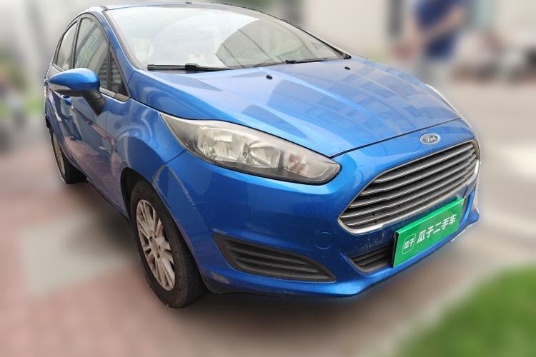 Used Ford Fiesta 2013 Hatchback 1.5L Manual Fashion Edition Front Right 45 Deg