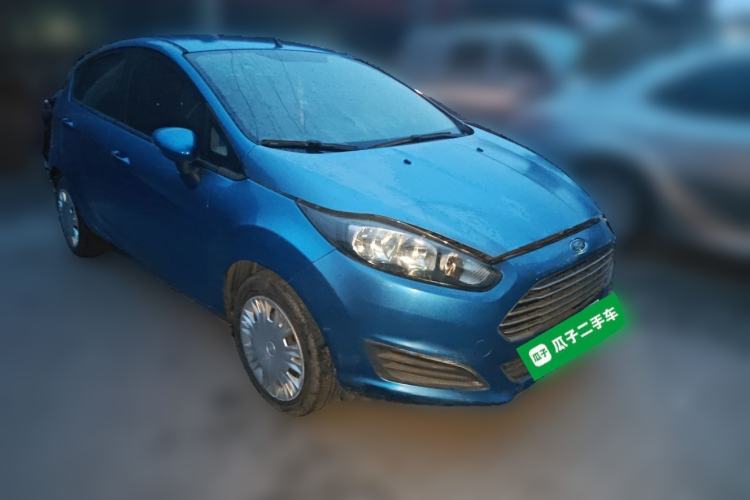 Used Ford Fiesta 2013 Hatchback 1.5L Manual Fashion Edition Front Right 45 Deg