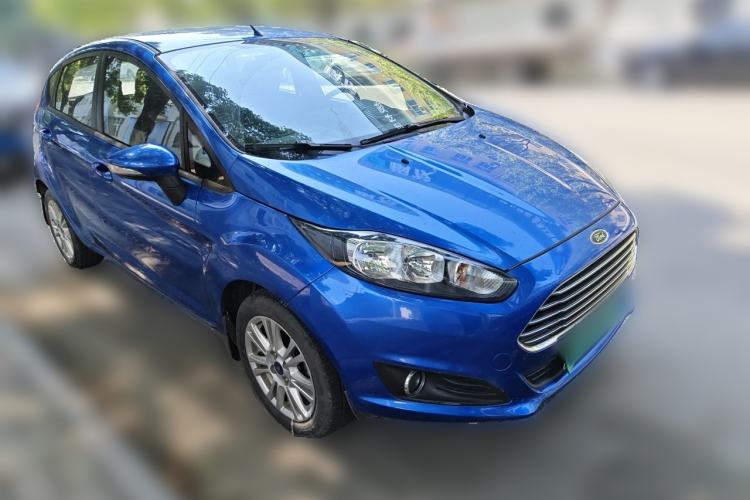 Used Ford Fiesta 2013 Hatchback 1.5L Automatic Fashion Edition Front Right 45 Deg