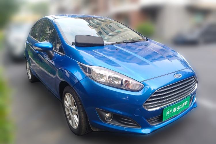 Used Ford Fiesta 2013 Hatchback 1.5L Automatic Fashion Edition Front Right 45 Deg