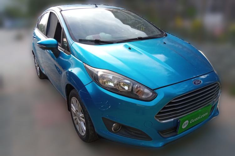 Used Ford Fiesta 2013 Hatchback 1.5L Automatic Fashion Edition Front Right 45 Deg