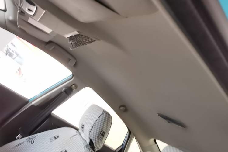 Used Ford Fiesta 2013 Sedan 1.5L Manual Fashion Edition Headliner