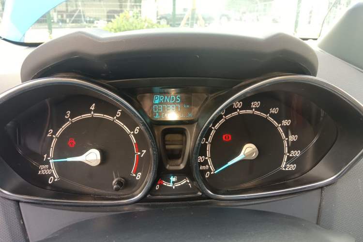 Used Ford Fiesta 2013 Hatchback 1.5L Automatic Fashion Edition Instrument Cluster