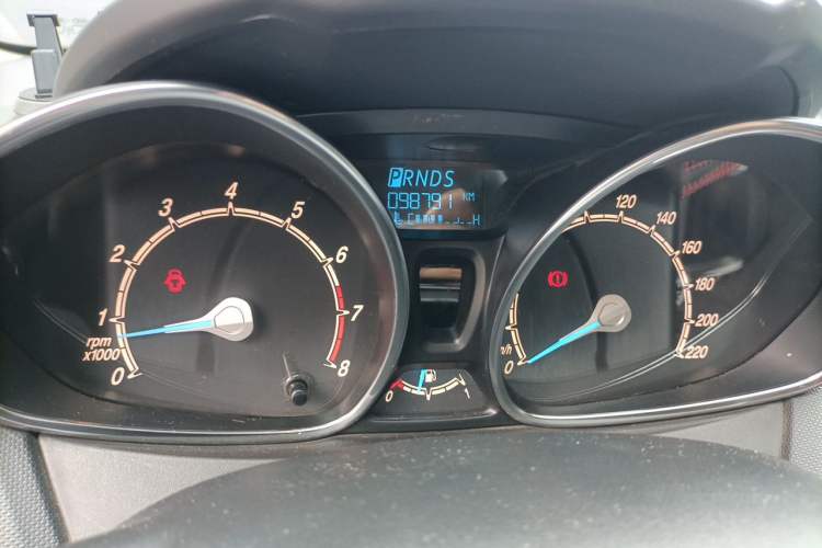 Used Ford Fiesta 2013 Hatchback 1.5L Automatic Fashion Edition Instrument Cluster