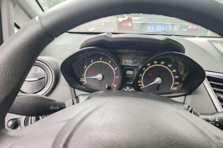 Used Ford Fiesta 2013 Sedan 1.5L Manual Fashion Edition Instrument Cluster