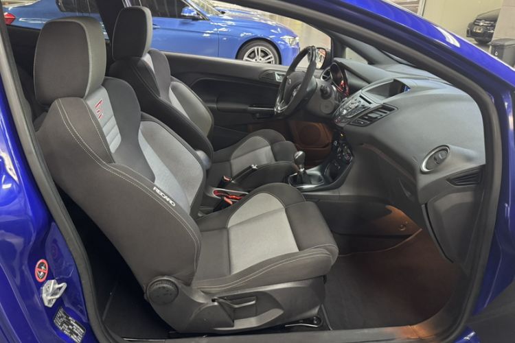 Used Ford Fiesta 2013 1.6T ST Interior 12