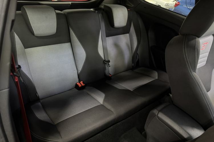 Used Ford Fiesta 2013 1.6T ST Interior 3
