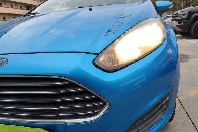 Used Ford Fiesta 2013 Hatchback 1.5L Manual Fashion Edition Left Front Headlight