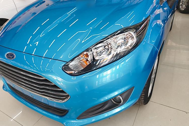 Used Ford Fiesta 2013 Hatchback 1.5L Automatic Fashion Edition Left Front Headlight