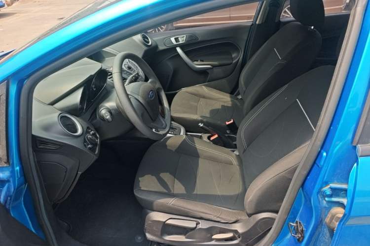 Used Ford Fiesta 2013 Hatchback 1.5L Automatic Fashion Edition Left Front Seat