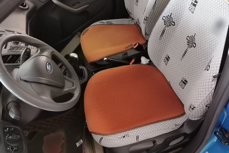 Used Ford Fiesta 2013 Sedan 1.5L Manual Fashion Edition Left Front Seat