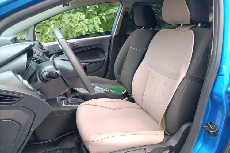 Used Ford Fiesta 2013 Hatchback 1.5L Automatic Fashion Edition Left Front Seat