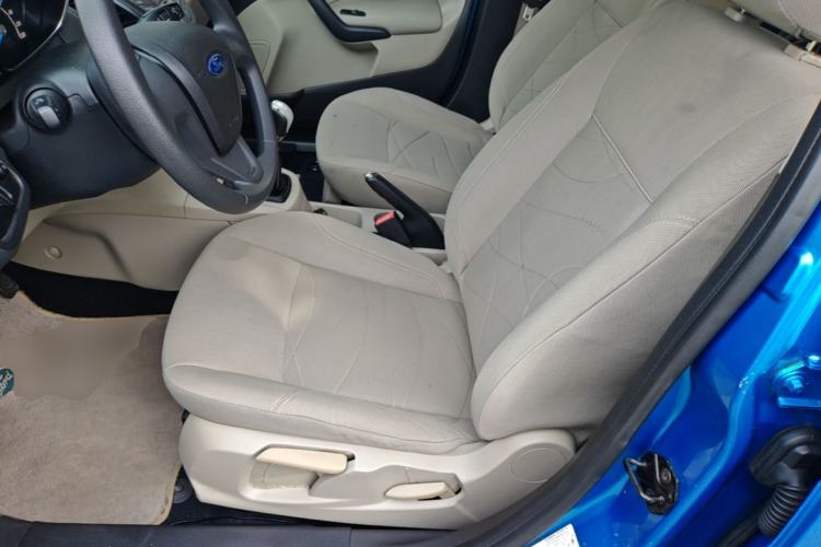 Used Ford Fiesta 2013 Sedan 1.5L Manual Fashion Edition Left Front Seat