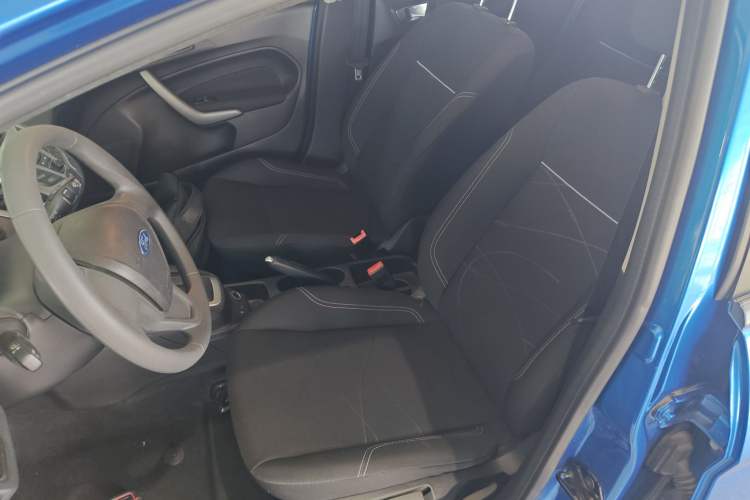 Used Ford Fiesta 2013 Hatchback 1.5L Automatic Fashion Edition Left Front Seat