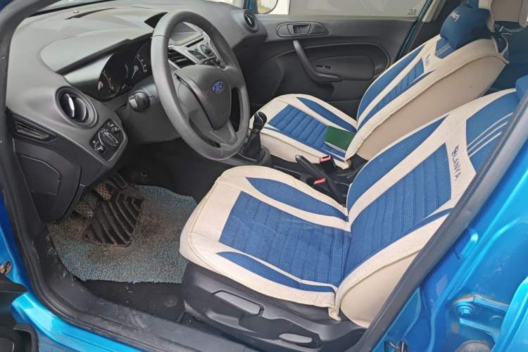 Used Ford Fiesta 2013 Hatchback 1.5L Manual Fashion Edition Left Front Seat
