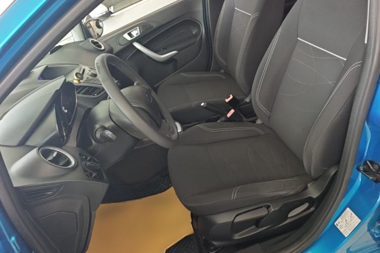Used Ford Fiesta 2013 Hatchback 1.5L Automatic Fashion Edition Left Front Seat