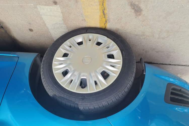 Used Ford Fiesta 2013 Hatchback 1.5L Manual Fashion Edition Left Front Wheel Hub