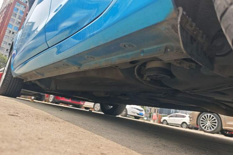 Used Ford Fiesta 2013 Hatchback 1.5L Automatic Fashion Edition Left Side Sill