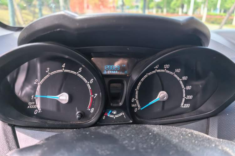 Used Ford Fiesta 2013 Hatchback 1.5L Manual Fashion Edition Odometer Close Up