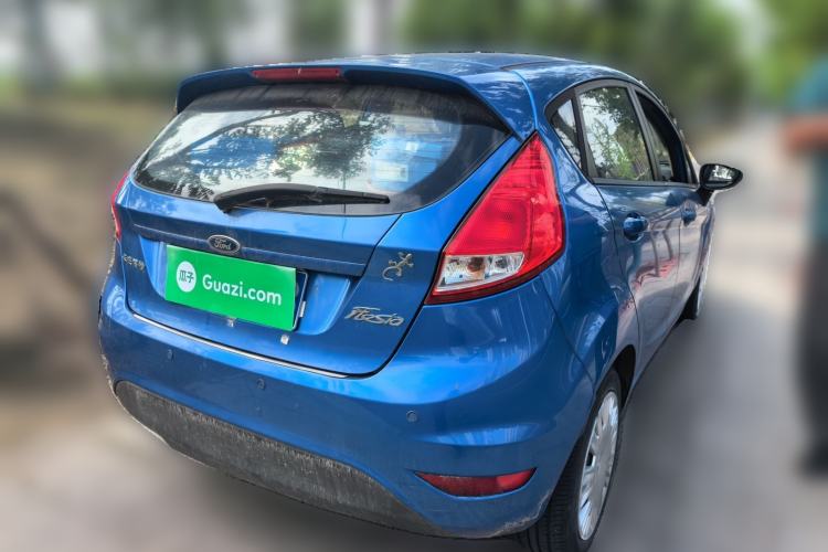 Used Ford Fiesta 2013 Hatchback 1.5L Manual Fashion Edition Rear Right 45 Deg