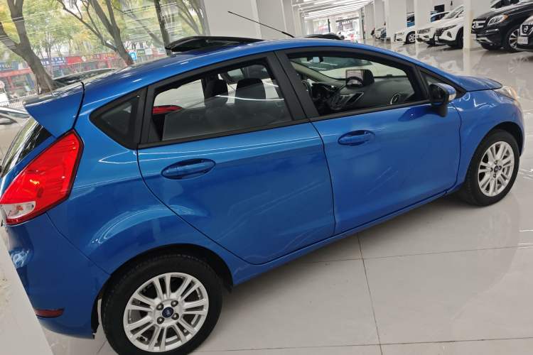 Used Ford Fiesta 2013 Hatchback 1.5L Automatic Prestige Model Rear Right 45 Deg