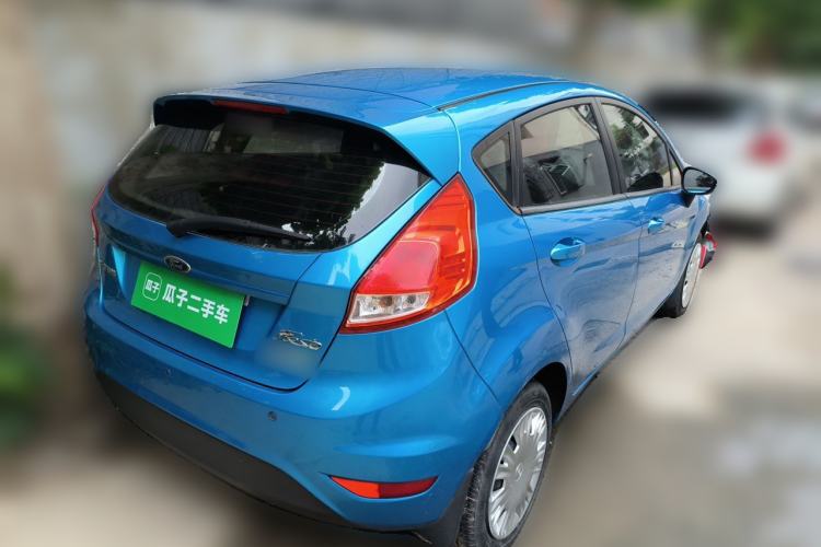 Used Ford Fiesta 2013 Hatchback 1.5L Manual Fashion Edition Rear Right 45 Deg