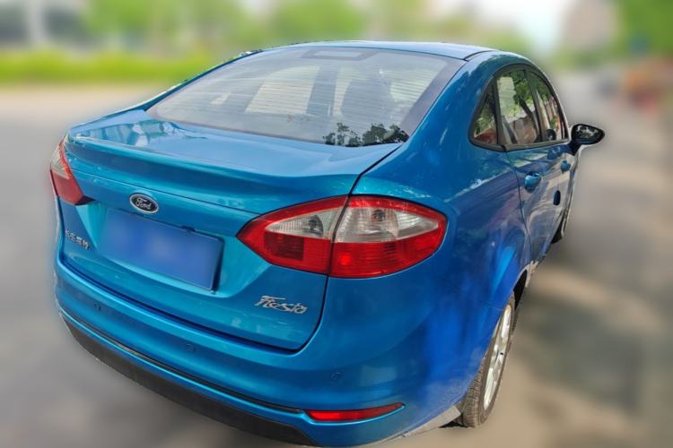 Used Ford Fiesta 2013 Sedan 1.5L Manual Fashion Edition Rear Right 45 Deg