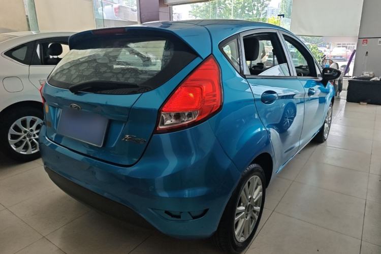 Used Ford Fiesta 2013 Hatchback 1.5L Automatic Fashion Edition Rear Right 45 Deg