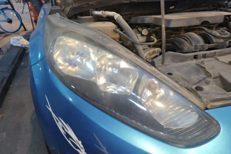 Used Ford Fiesta 2013 Hatchback 1.5L Manual Fashion Edition Right Front Headlight