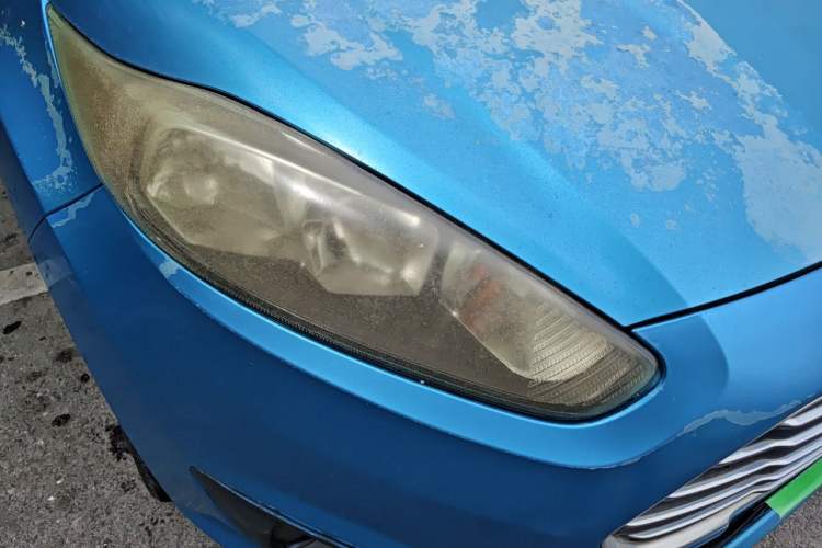 Used Ford Fiesta 2013 Hatchback 1.5L Automatic Fashion Edition Right Front Headlight