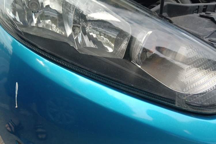 Used Ford Fiesta 2013 Sedan 1.5L Manual Fashion Edition Right Front Headlight