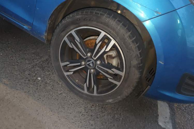 Used Ford Fiesta 2013 Hatchback 1.5L Manual Fashion Edition Right Front Wheel Hub