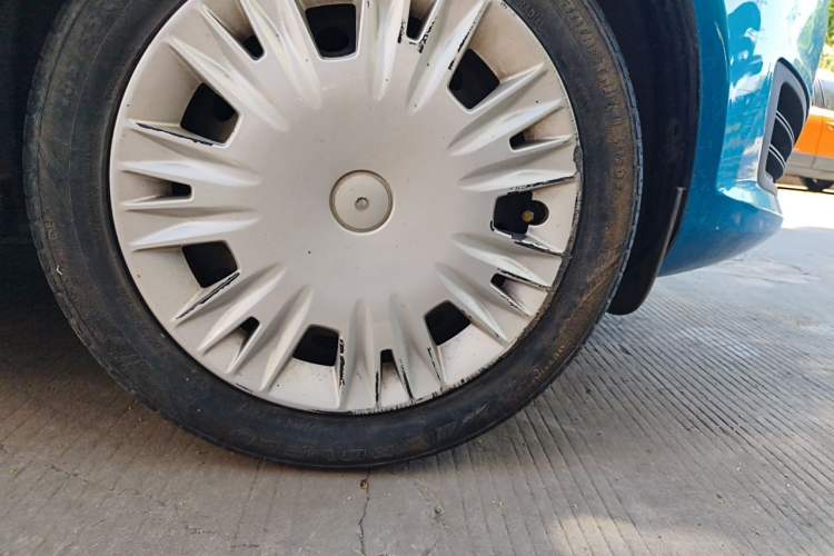 Used Ford Fiesta 2013 Hatchback 1.5L Manual Fashion Edition Right Front Wheel Hub