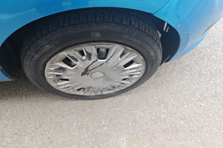 Used Ford Fiesta 2013 Hatchback 1.5L Manual Fashion Edition Right Front Wheel Hub