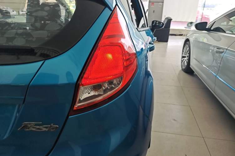 Used Ford Fiesta 2013 Hatchback 1.5L Automatic Fashion Edition Right Rear Taillight
