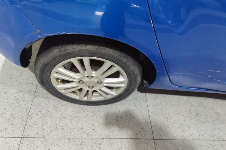 Used Ford Fiesta 2013 Hatchback 1.5L Manual Fashion Edition Right Rear Wheel Hub