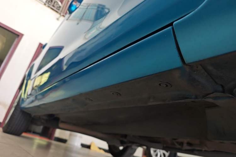 Used Ford Fiesta 2013 Hatchback 1.5L Automatic Fashion Edition Right Side Sill