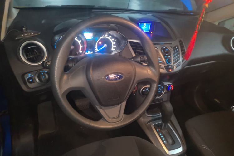 Used Ford Fiesta 2013 Hatchback 1.5L Automatic Fashion Edition Steering Wheel