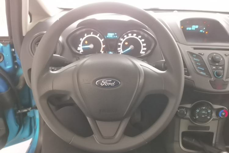 Used Ford Fiesta 2013 Sedan 1.5L Manual Fashion Edition Steering Wheel