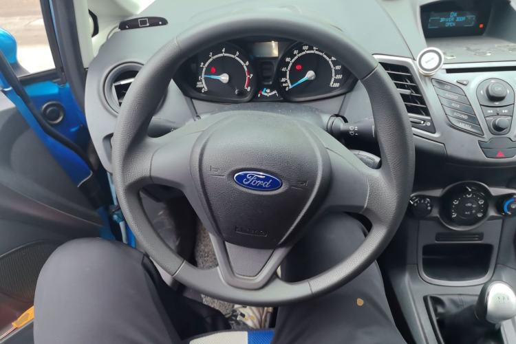 Used Ford Fiesta 2013 Hatchback 1.5L Manual Fashion Edition Steering Wheel