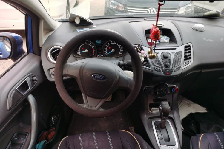 Used Ford Fiesta 2013 Hatchback 1.5L Automatic Fashion Edition Steering Wheel