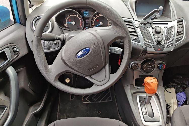 Used Ford Fiesta 2013 Hatchback 1.5L Automatic Fashion Edition Steering Wheel