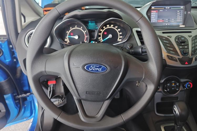 Used Ford Fiesta 2013 Hatchback 1.5L Automatic Fashion Edition Steering Wheel