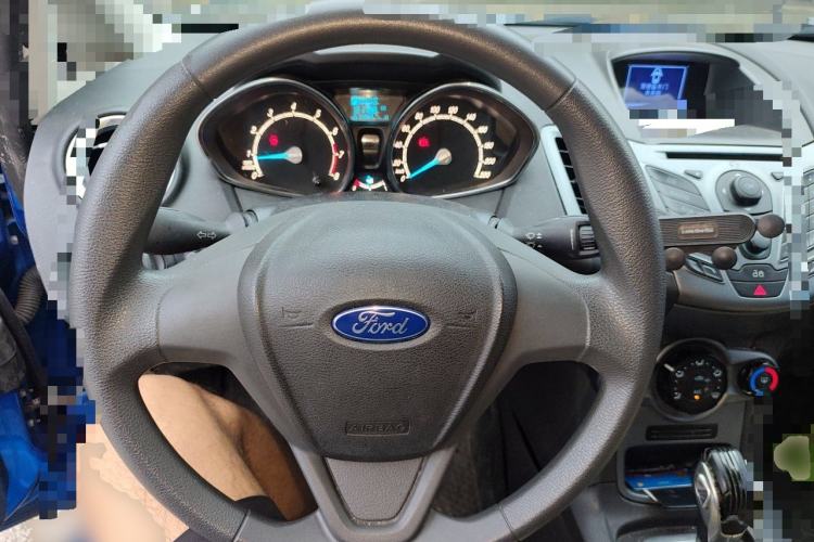 Used Ford Fiesta 2013 Hatchback 1.5L Automatic Fashion Edition Steering Wheel