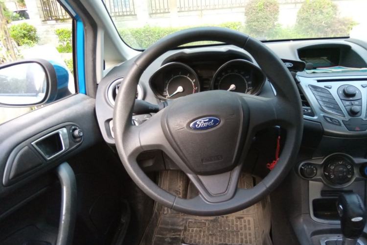 Used Ford Fiesta 2013 Hatchback 1.5L Automatic Fashion Edition Steering Wheel